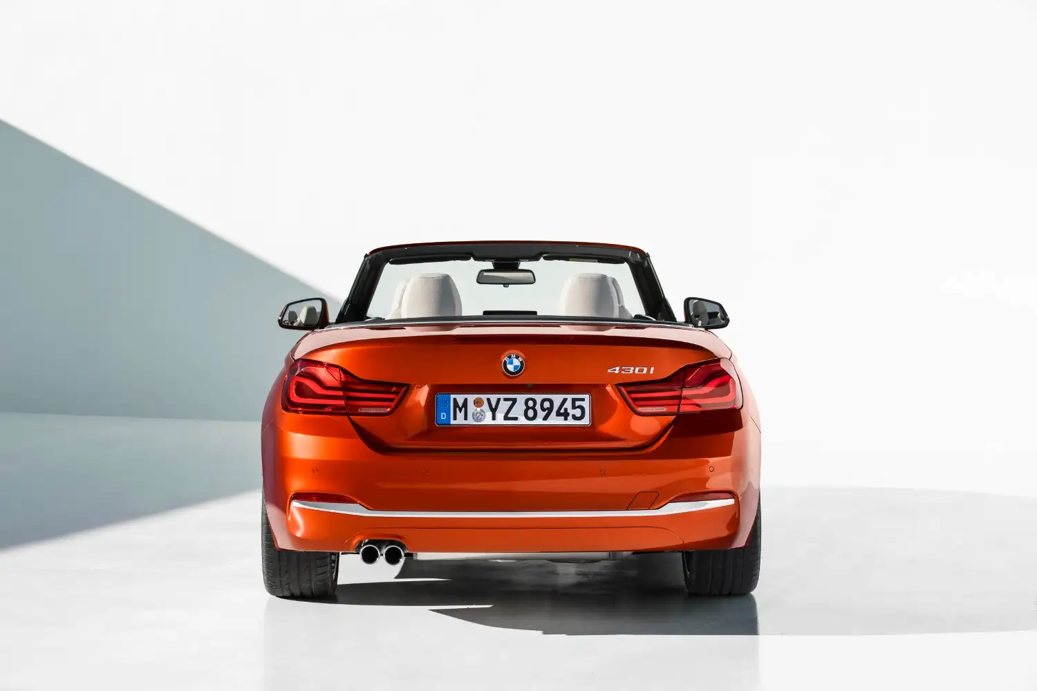 2019 BMW 4 Series 430i Convertible M Sport - view 6
