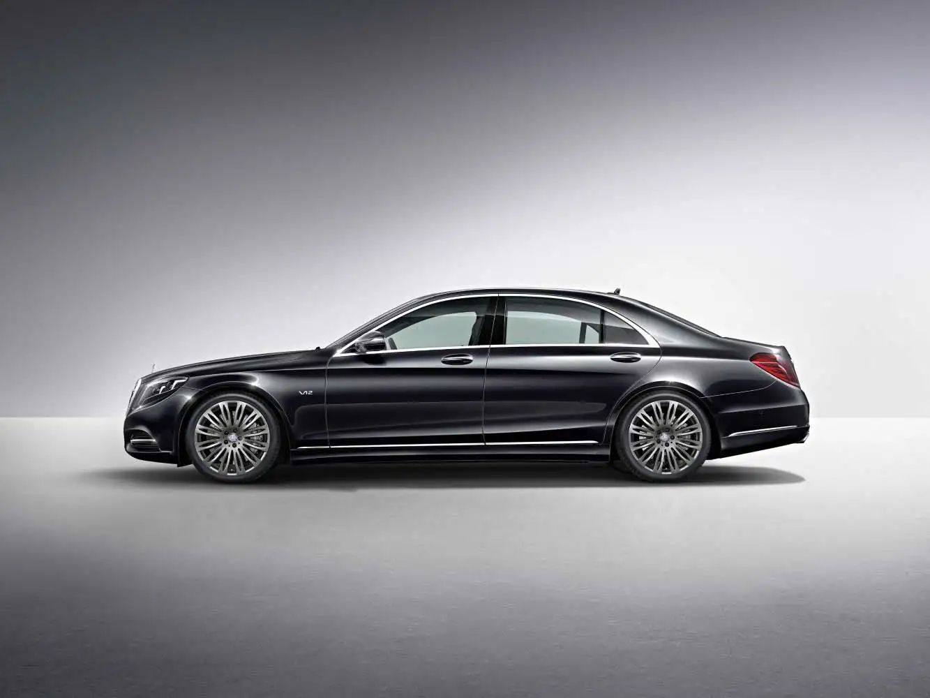 2022 Mercedes-Benz S-Class Sedan S 500 4MATIC - view 3