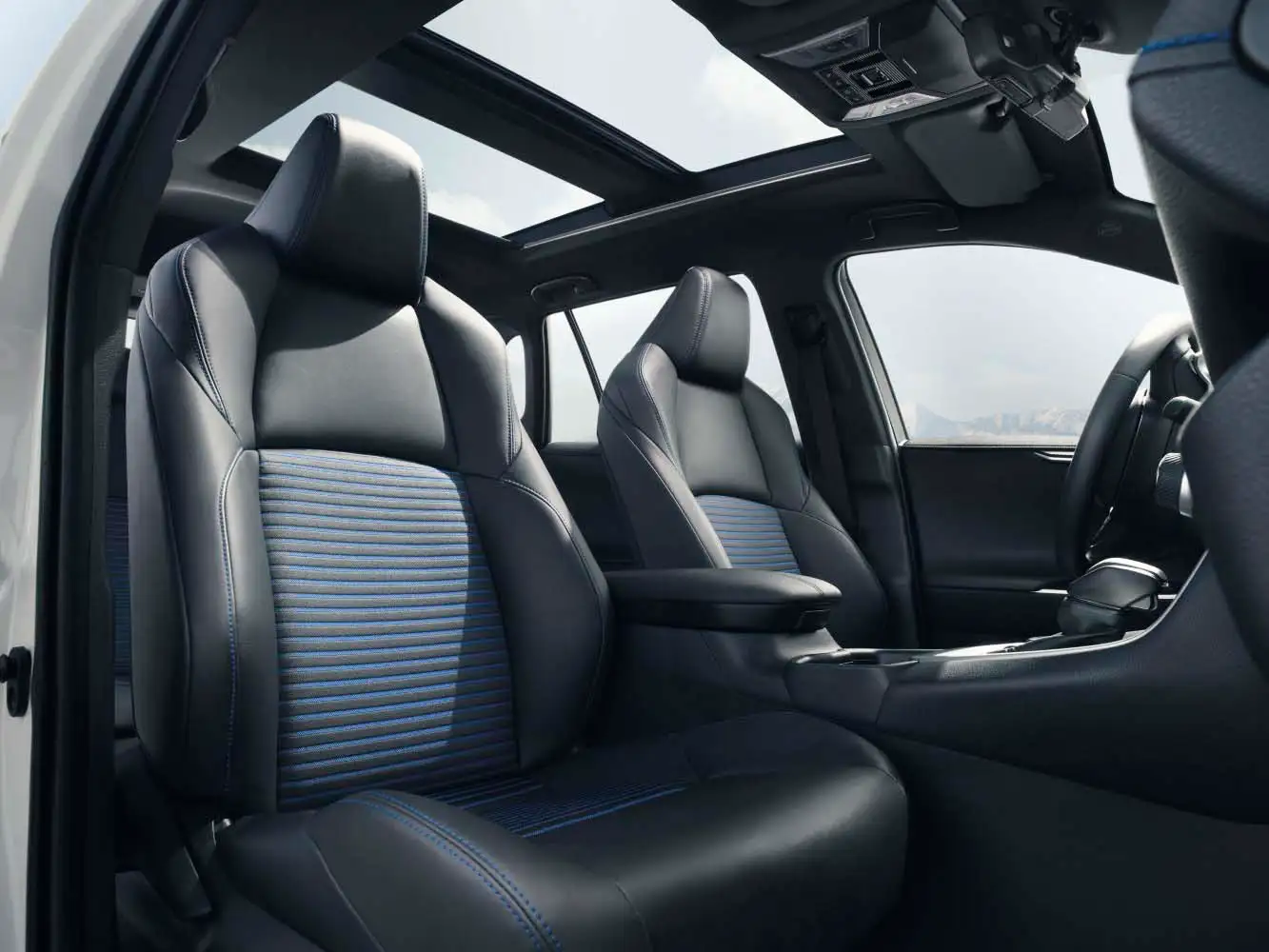 2022 Toyota RAV4 EX - view 4