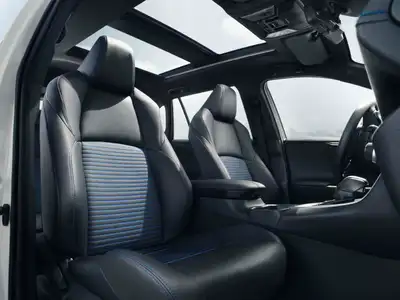 2022 Toyota RAV4 EX - Image 4
