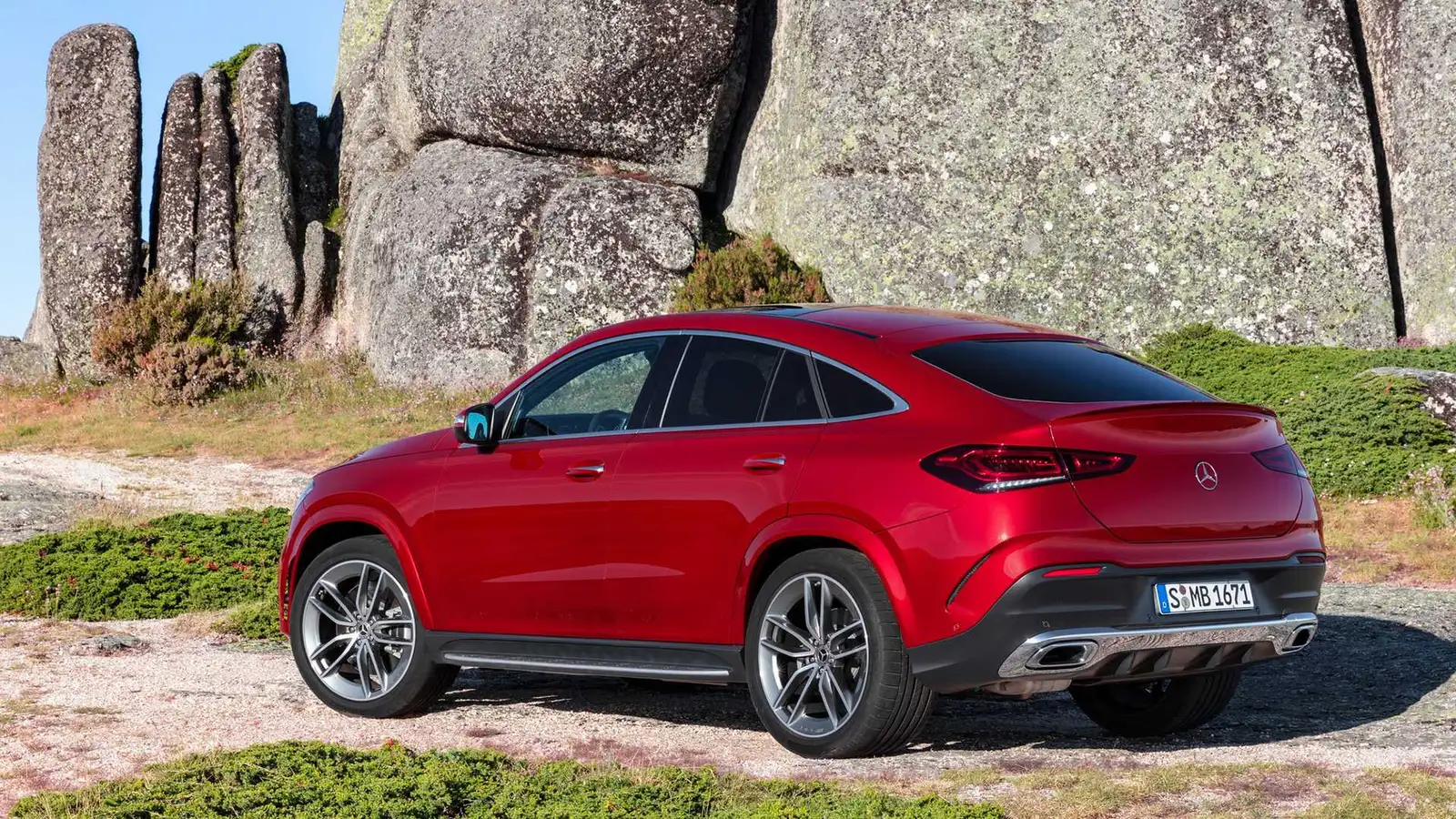 2023 Mercedes-AMG GLE Coupe 53 4MATIC+ - view 2