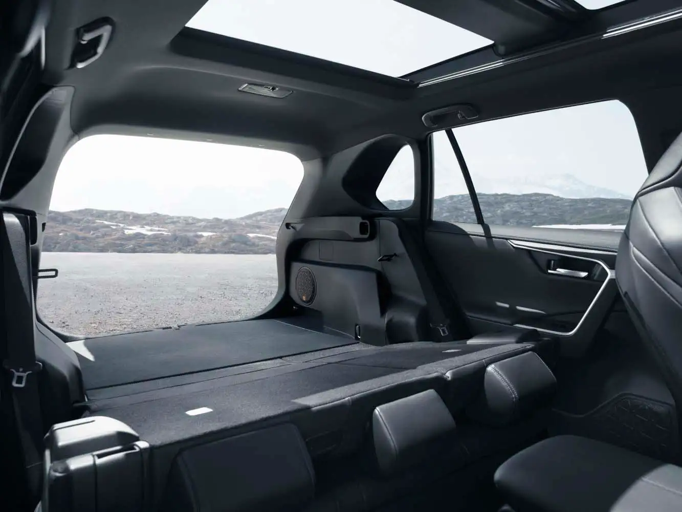 2022 Toyota RAV4 EX - view 5