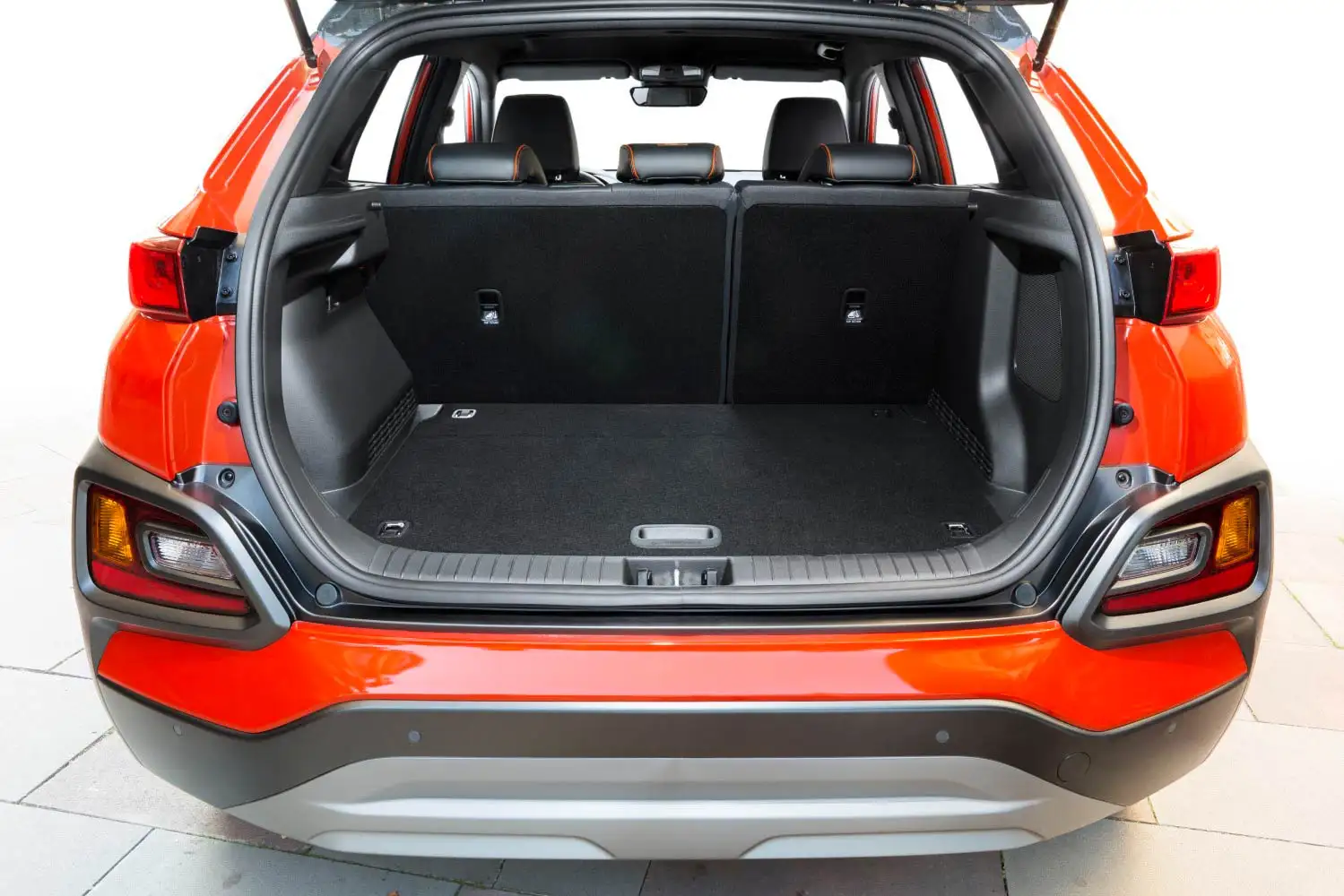 2021 Hyundai Kona GLS 2.0L - view 4