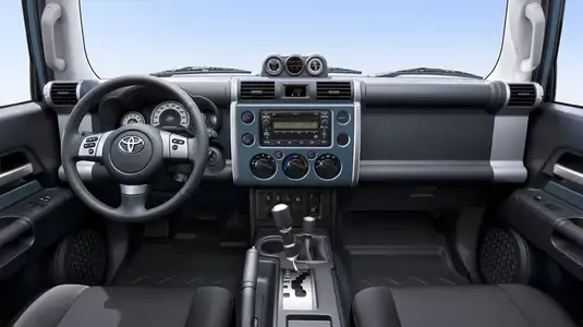 2023 Toyota FJ Cruiser GXR RB - Image 4