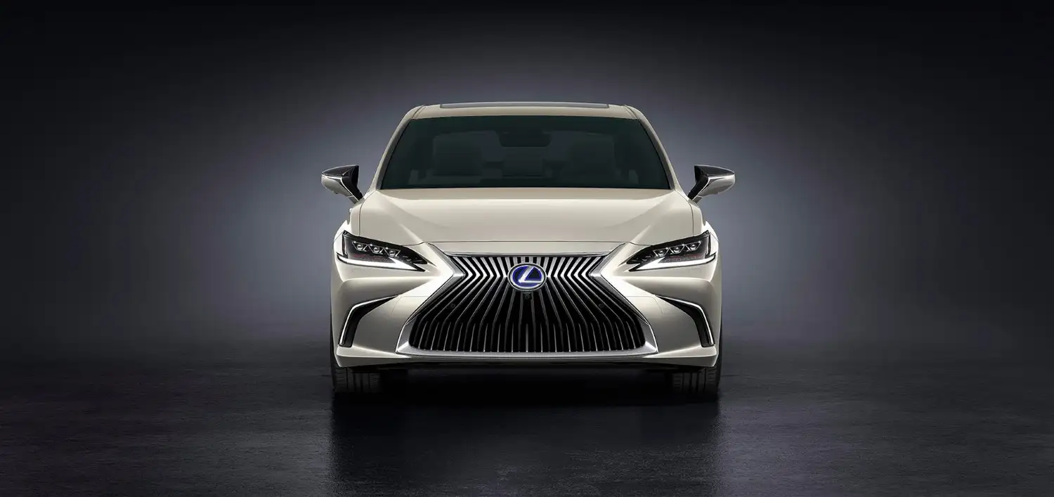 2022 Lexus ES 350 Platinum - view 4