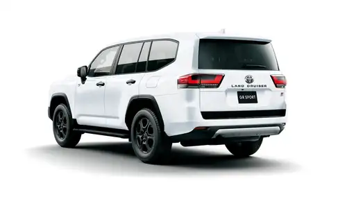 Toyota Land Cruiser 3.5L GR-Sport - Image 2