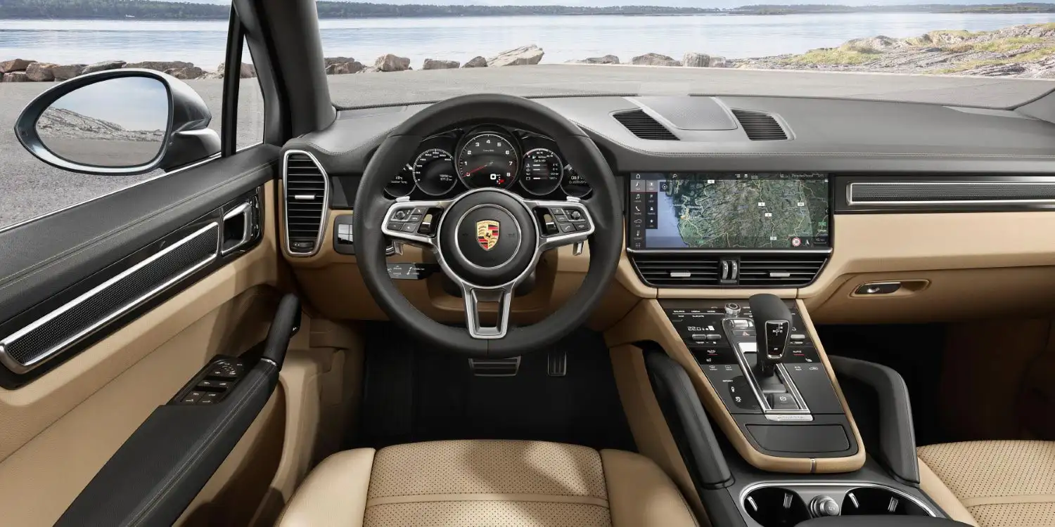 2022 Porsche Cayenne S Base Trim - view 5