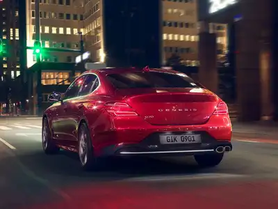 2022 Genesis G70 Prestige 2.0 - Image 2
