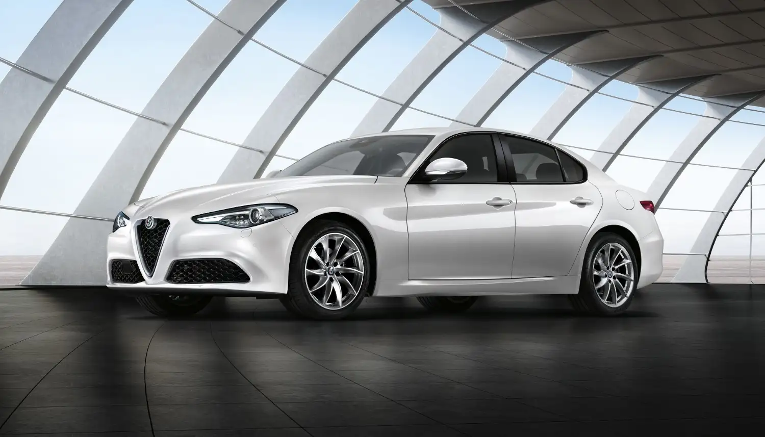 2020 Alfa Romeo Giulia Super - view 2