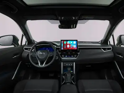 2022 Toyota Corolla Cross Hybrid 1.8L XL - Image 4