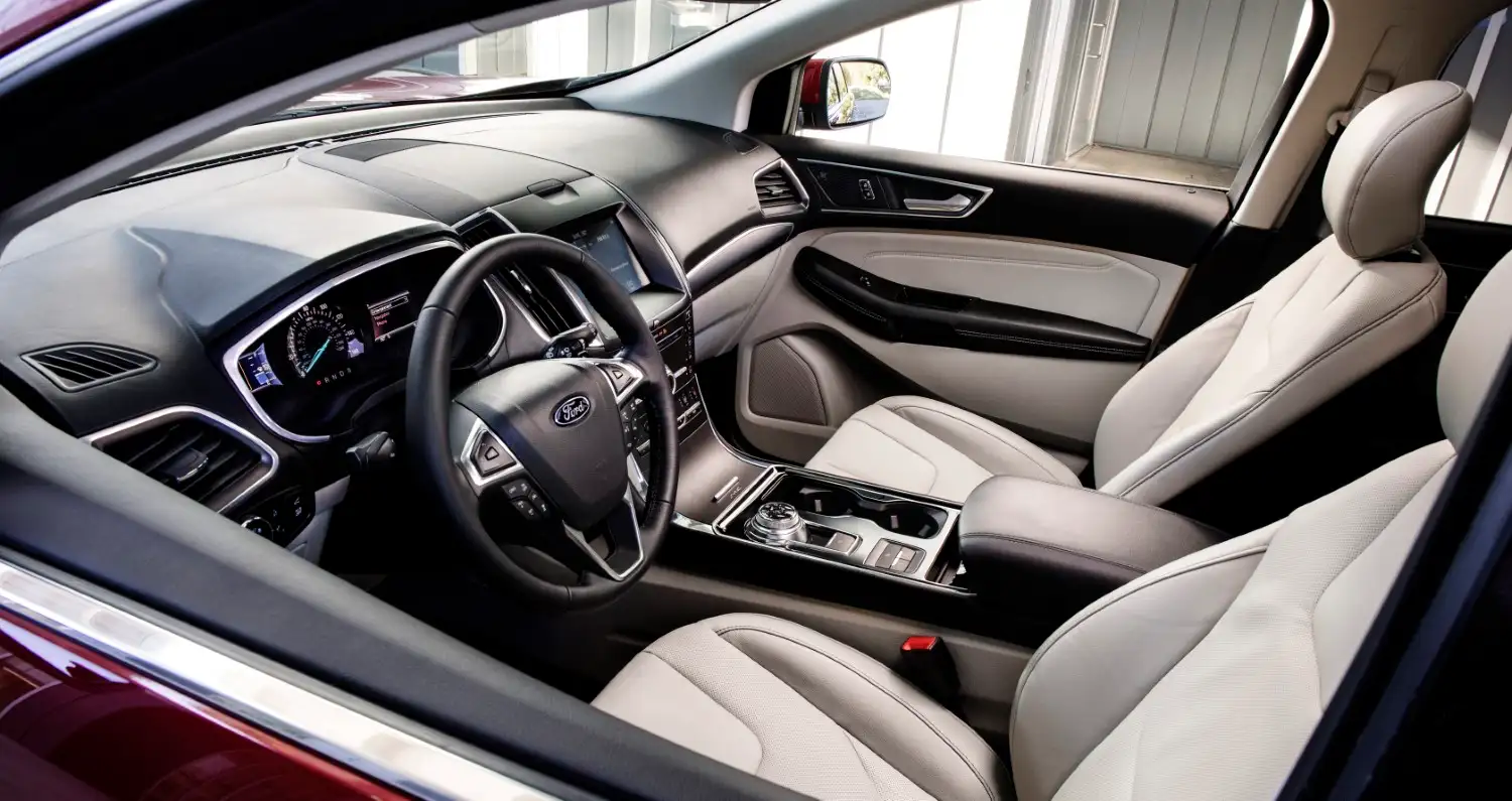 2019 Ford Edge Ambiente AWD - view 4