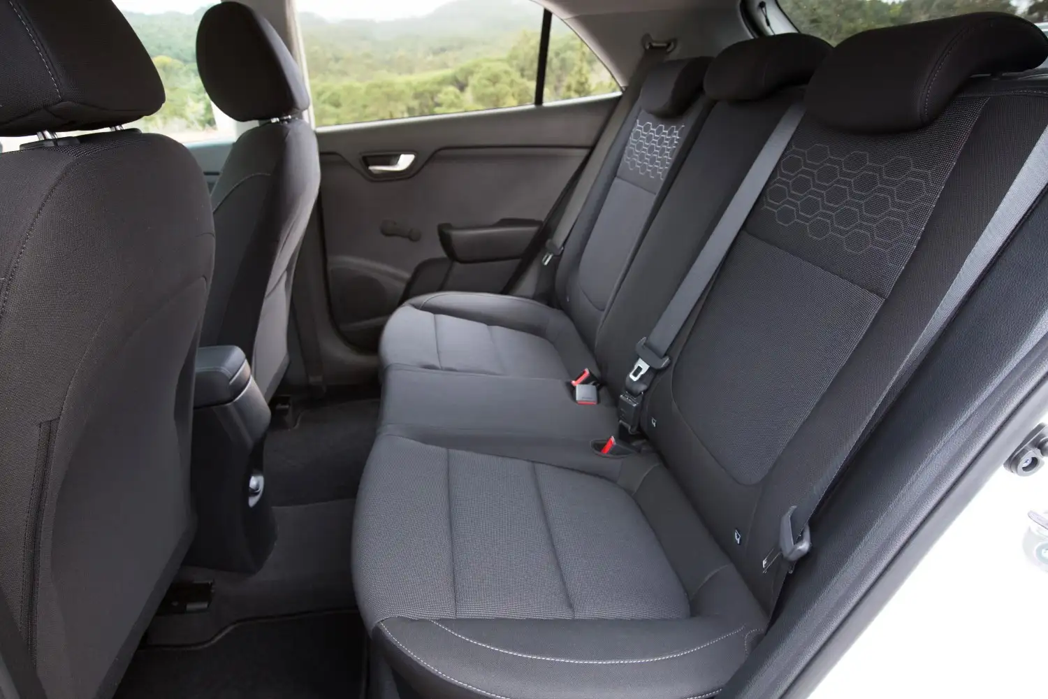 2020 Kia Rio Hatchback 1.4L EX - view 9