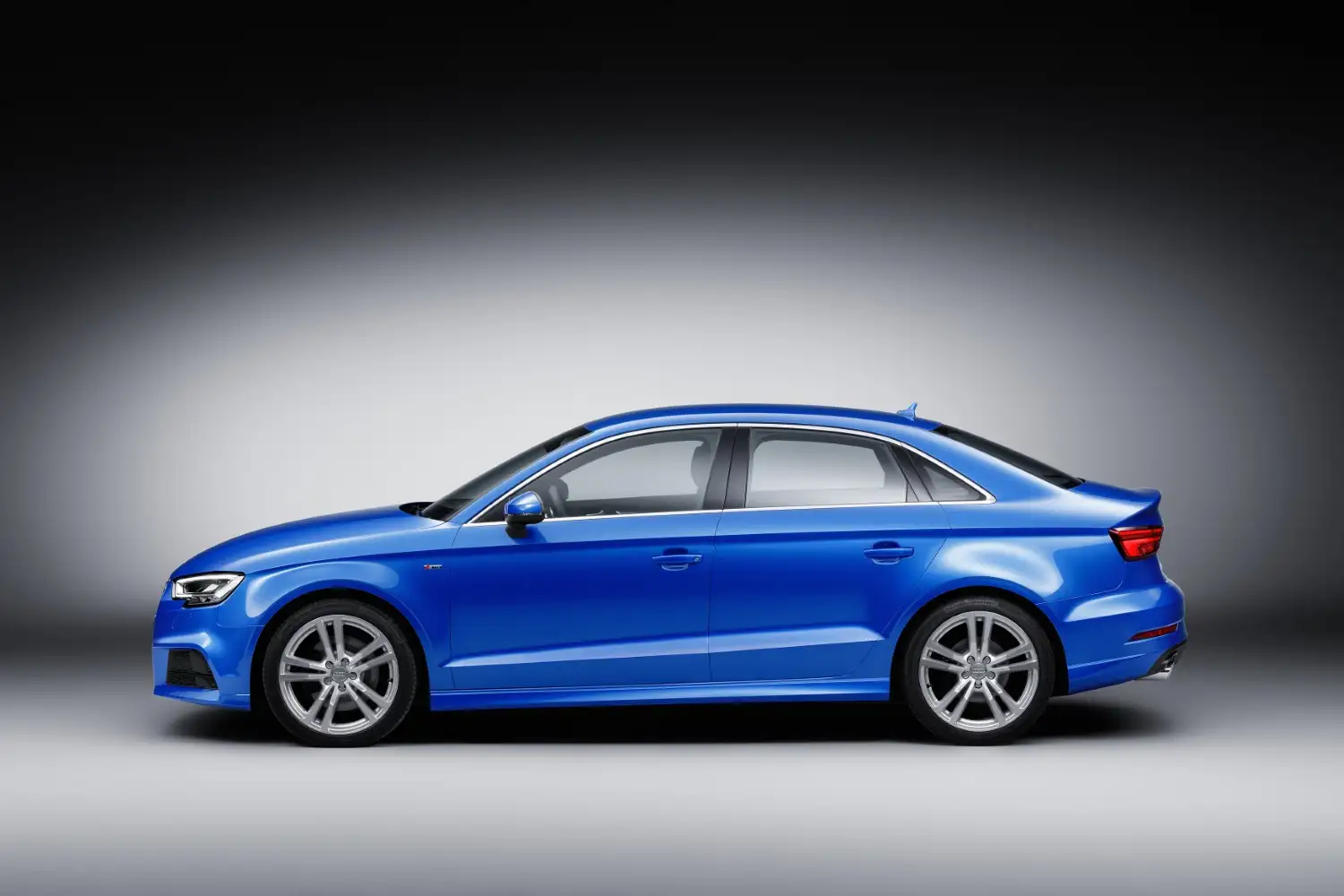 2020 Audi A3 Sedan 35 TFSI 1.4L - view 4