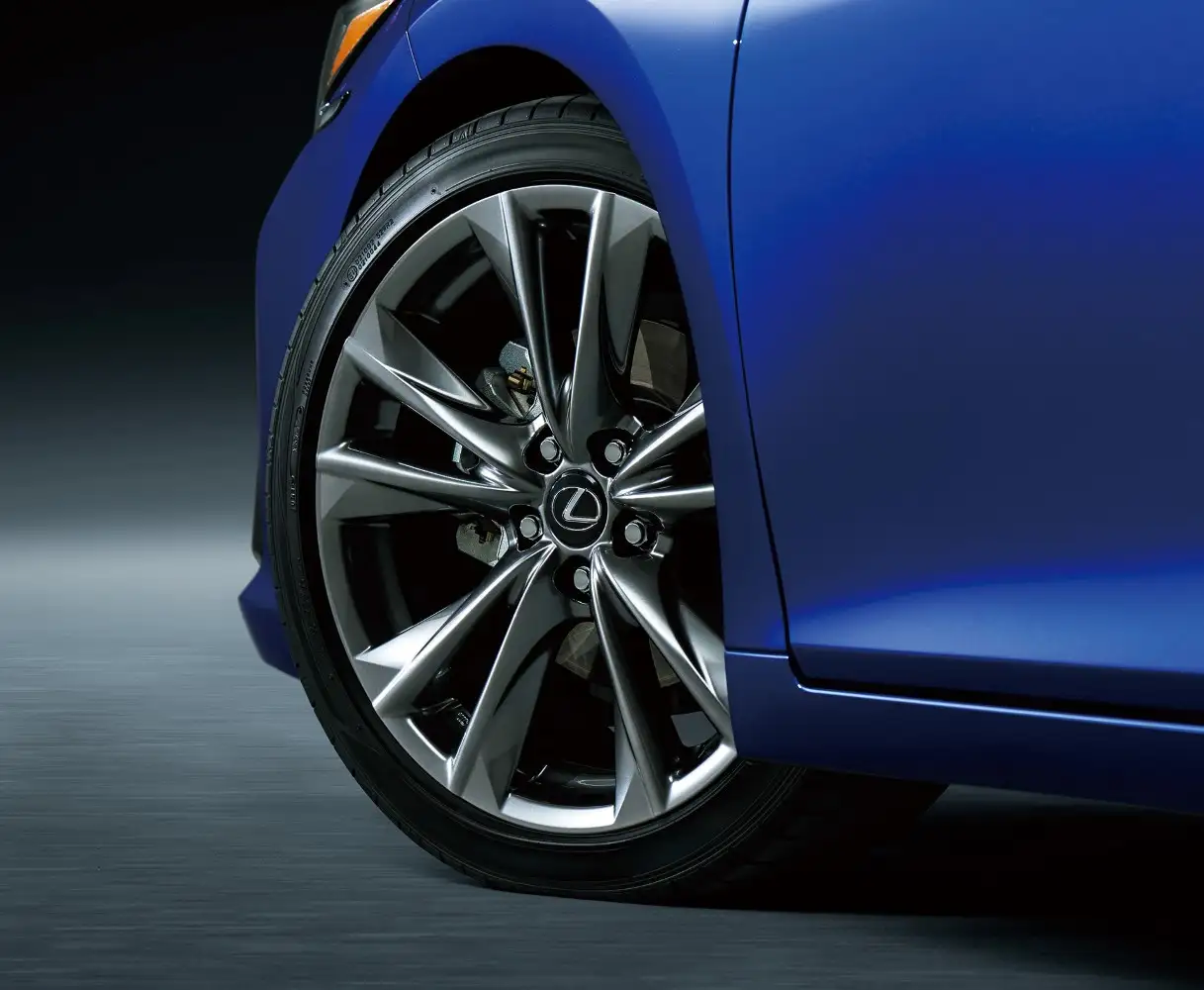 2022 Lexus ES 350 F Sport - view 4