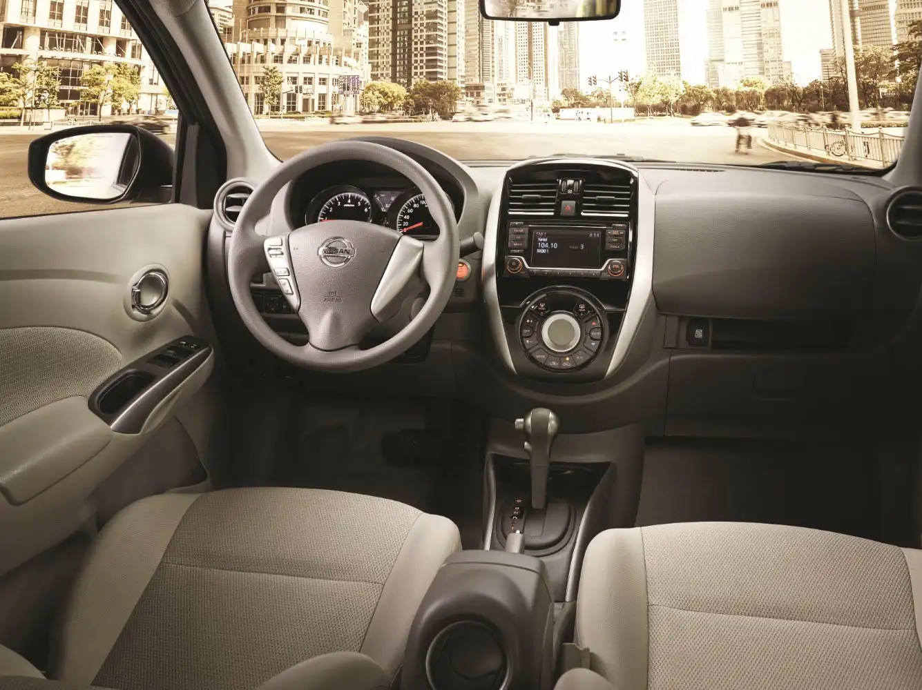 2019 Nissan Sunny SV - view 3