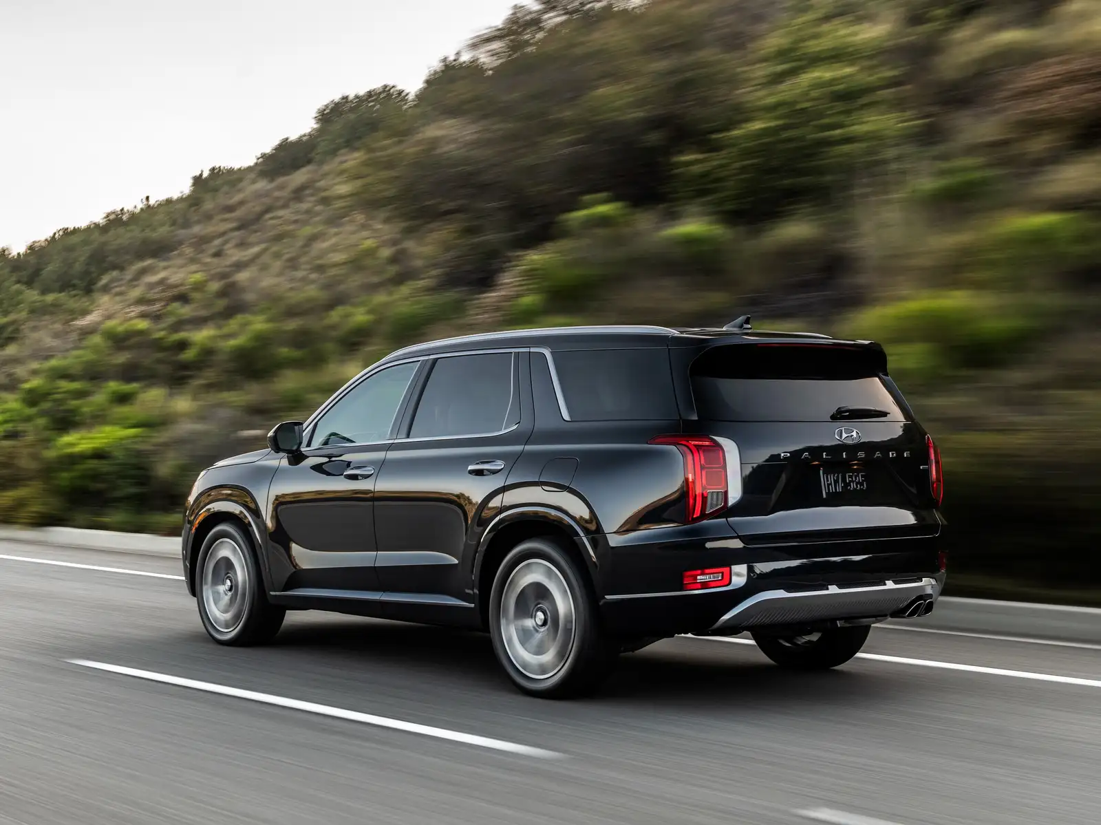 2022 Hyundai Palisade Smart Plus - view 2
