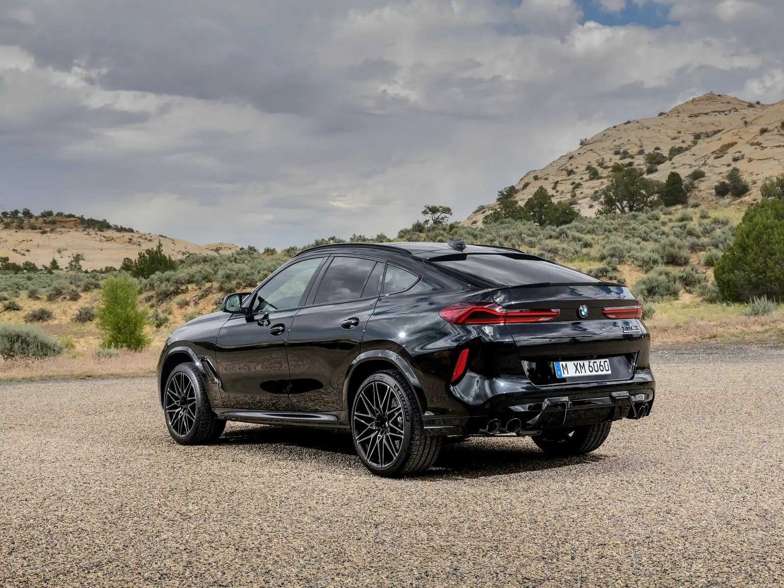 2023 BMW X6 M Competition - view 2