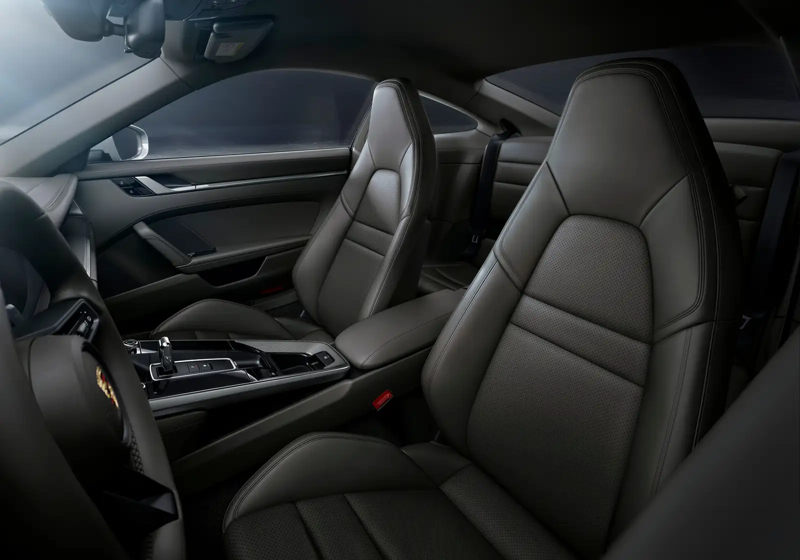 2022 Porsche 911 Carrera 4 Base Trim - view 4