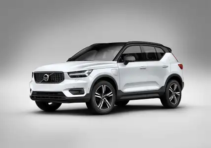 2022 Volvo XC40 T4 R Design - Image 1