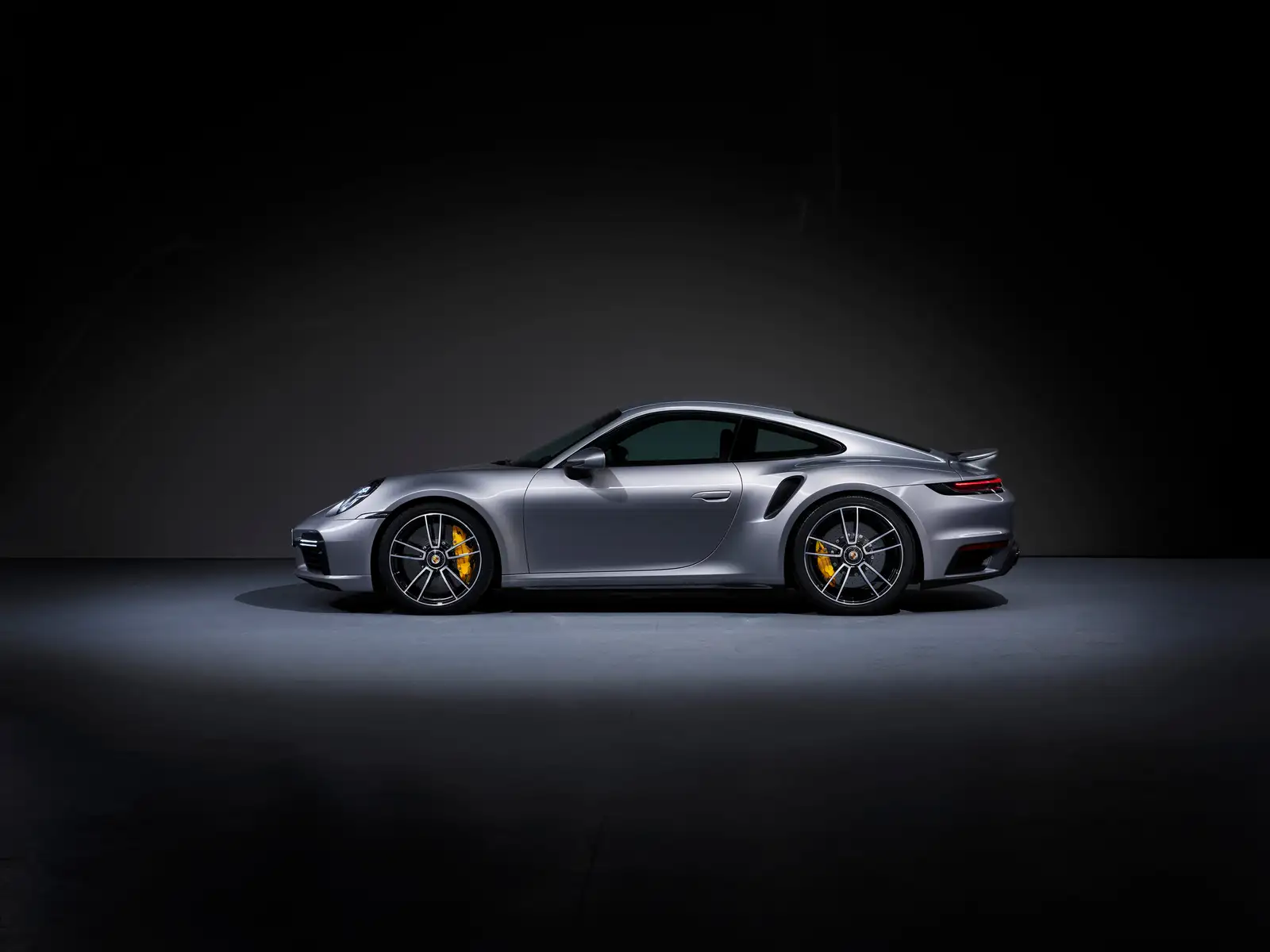 2022 Porsche 911 Turbo S Base Trim - view 5