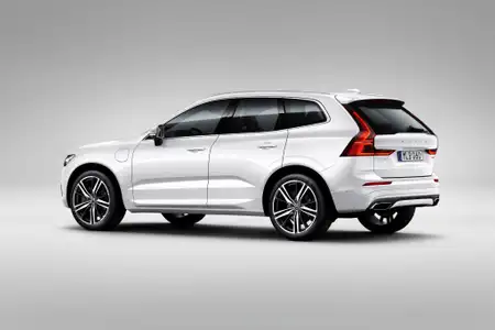 2021 Volvo XC60 T5 R Design AWD - Image 2