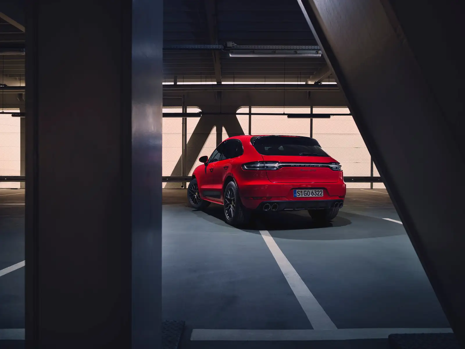 2022 Porsche Macan GTS Base Trim - view 2