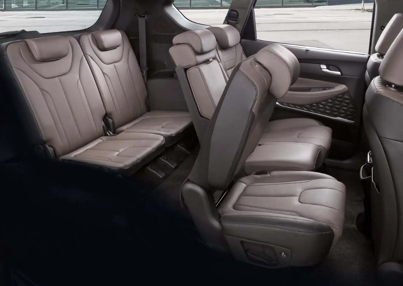 2021 Hyundai Santa Fe 2.4L 2WD Base Spec - view 8
