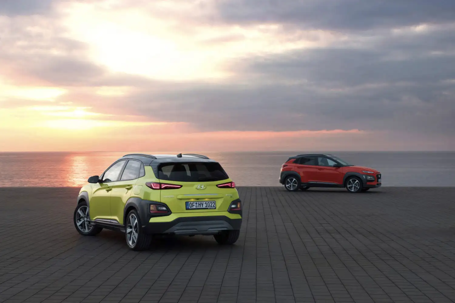 2021 Hyundai Kona GLS 2.0L - view 2