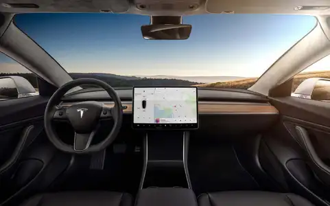 2022 Tesla Model 3 RWD - Image 4