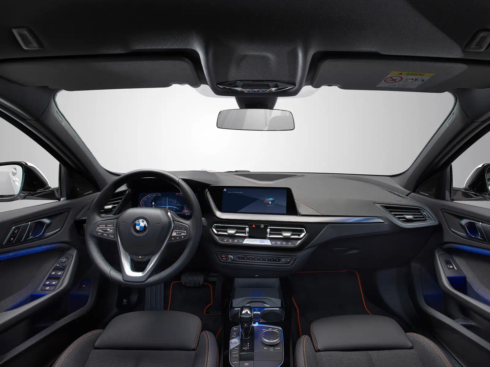 2022 BMW 1 Series 120i M Sport - view 4