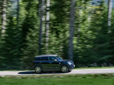 2022 MINI Countryman Cooper - Image 3