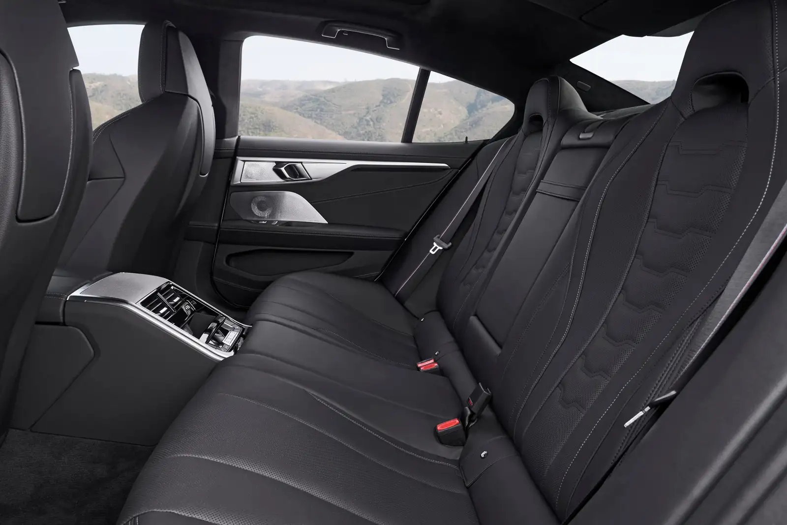 2021 BMW 8 Series 840i Gran Coupe Luxury M Sport Package - view 5