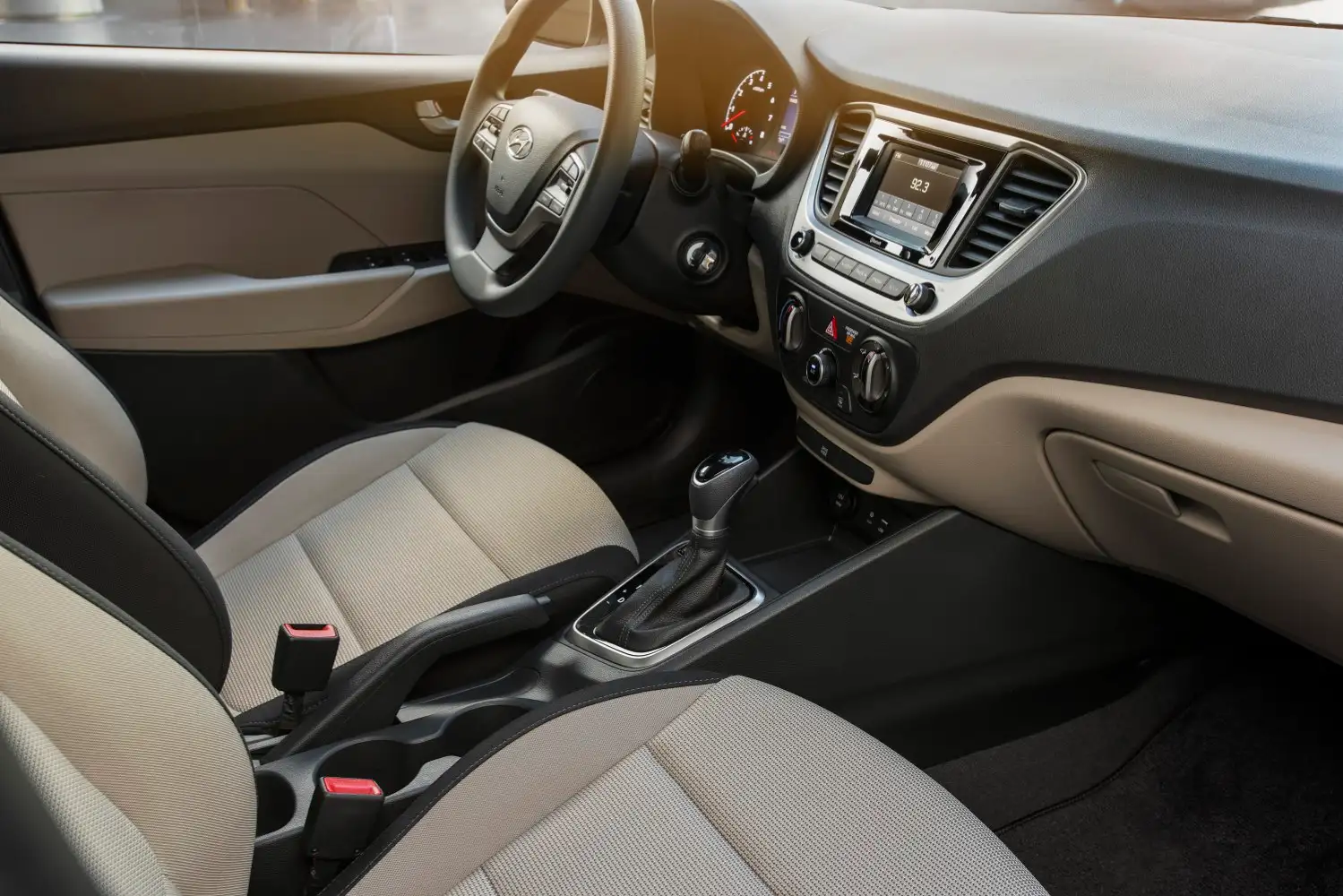 2021 Hyundai Accent GL 1.4L - view 4