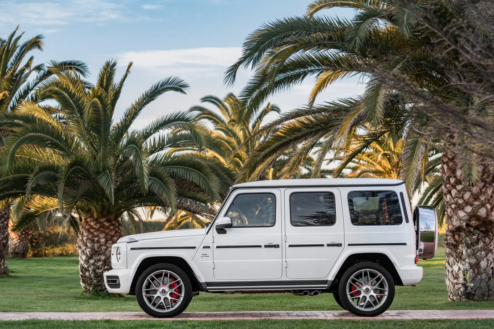 2020 Mercedes-Benz G-Class AMG G 63 - view 3
