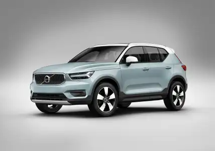 2021 Volvo XC40 T4 Momentum - Image 1