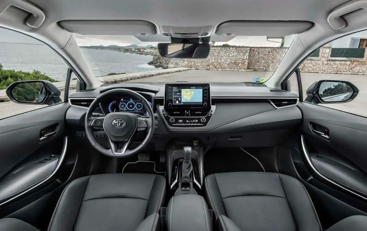 2022 Toyota Corolla 1.8L Hybrid XLI HEV - view 3
