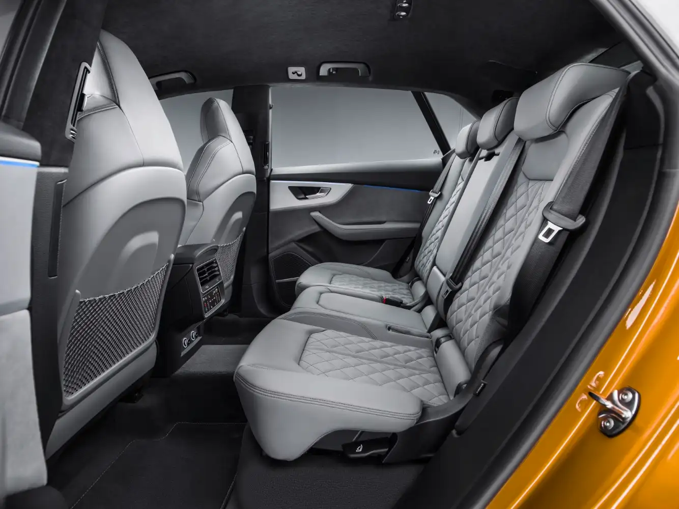 2020 Audi Q8 55 TFSI quattro 3.0L Luxury - view 6