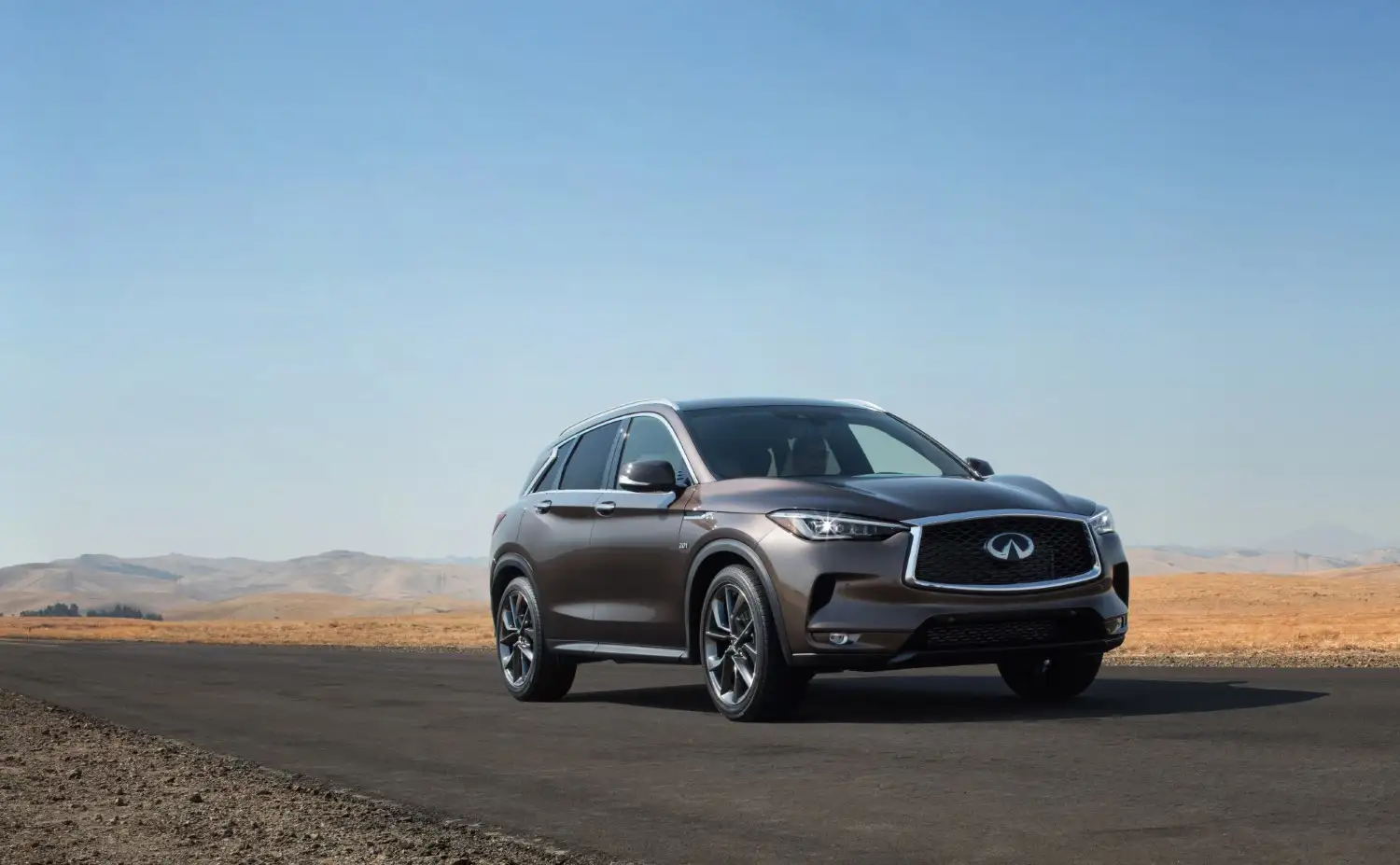 2021 Infiniti QX50 Luxe Style AWD - view 3