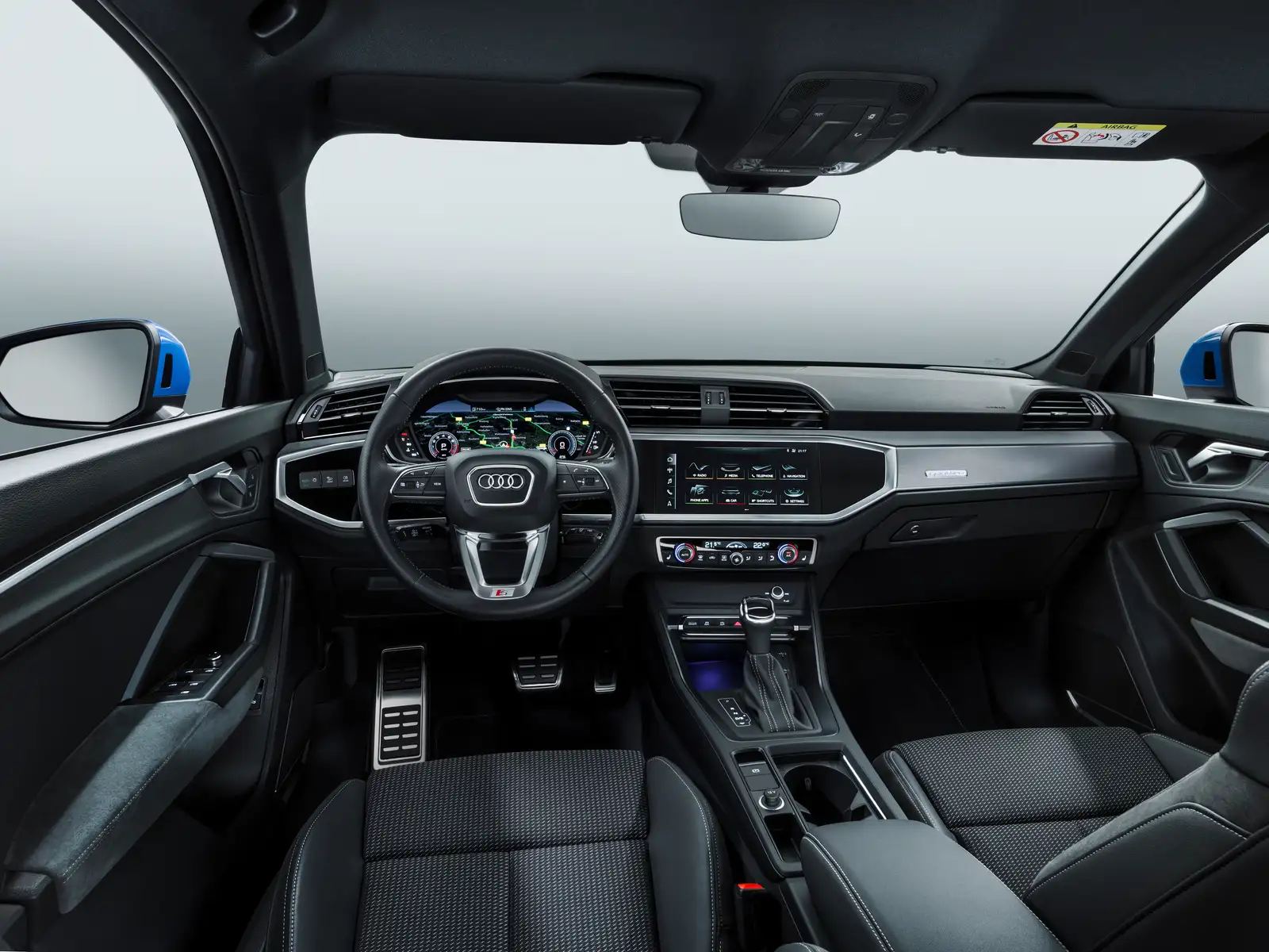 2023 Audi Q3 40 TFSI quattro S tronic - view 4
