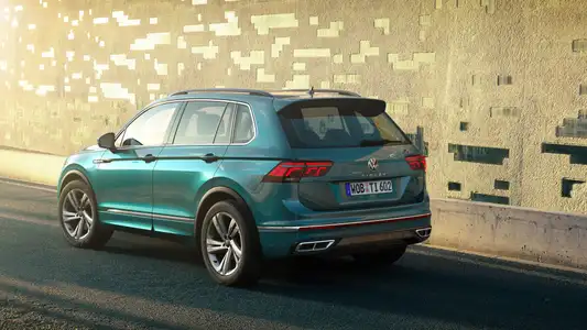 2021 Volkswagen Tiguan 1.4L TSI Life Plus - Image 2