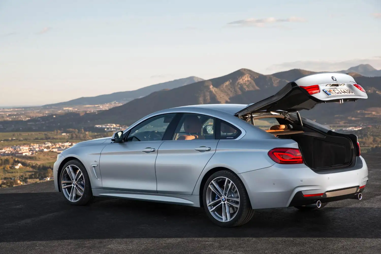 2020 BMW 4 Series 440i Gran Coupe M Sport - view 3