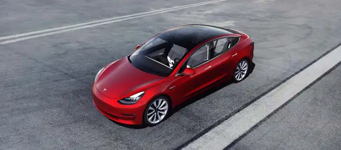 2022 Tesla Model 3 RWD - Image 3