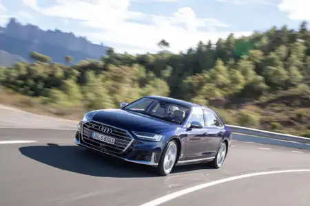 Audi S8 - Image 1