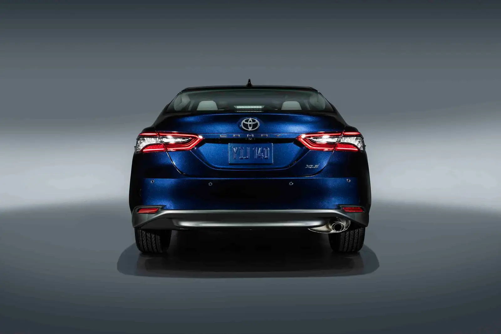 2022 Toyota Camry 2.5L S - view 5