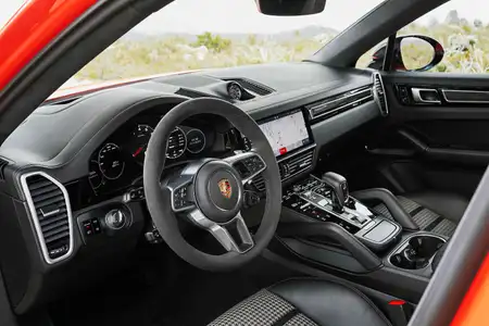 2022 Porsche Cayenne Coupe Base Trim - Image 5
