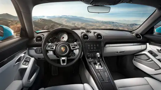 2022 Porsche 718 Cayman S Base Trim - Manual - Image 4
