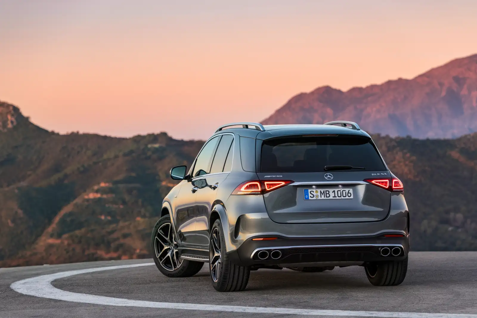 2020 Mercedes-Benz AMG GLE 53 4MATIC+ - view 3