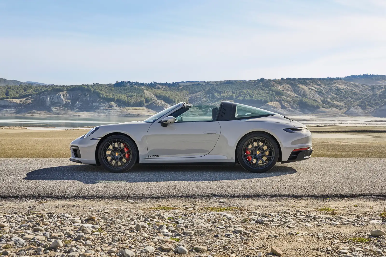 2022 Porsche 911 Targa 4 GTS Base Trim - view 3