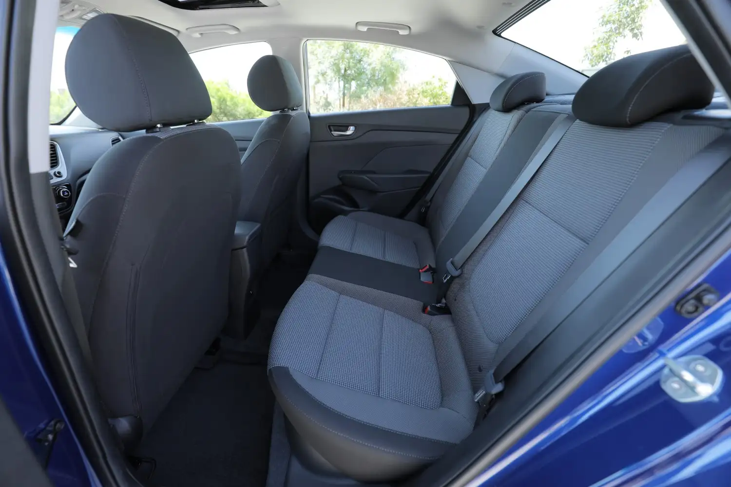2021 Hyundai Accent GL 1.4L - view 6