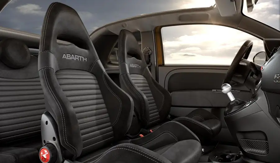 2021 Abarth 595 C Competizione - view 5